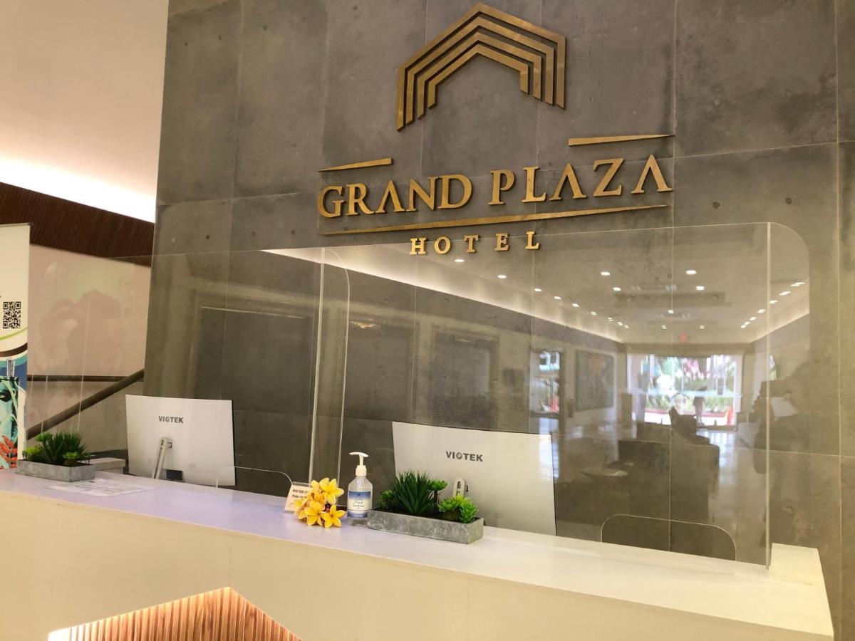 Grand Plaza Hotel Тьюмон Екстер'єр фото